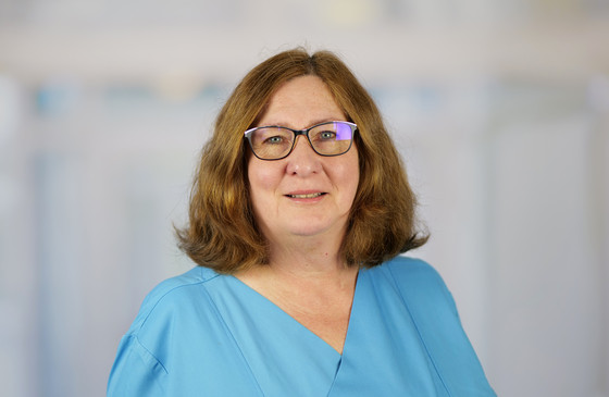 Uta Krüger ist Leitende Ambulanzschwester und Urotherapeutin in der Gynäkologie am Evangelischen Amalie Sieveking Krankenhaus Hamburg