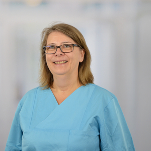 Portraitfoto Pflegerische Leitung Dagmar Ulrich, Klinik Geriatrie und Physikalische Medizin, Evangelisches Amalie Sieveking Krankenhaus, Hamburg