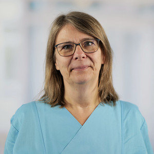 Portraitfoto Pflegerische Leitung Dagmar Ulrich, Klinik Geriatrie und Physikalische Medizin, Evangelisches Amalie Sieveking Krankenhaus, Hamburg Portraitfoto Pflegerische Leitung Dagmar Ulrich, Klinik Geriatrie und Physikalische Medizin, Evangelisches Amalie Sieveking Krankenhaus, Hamburg