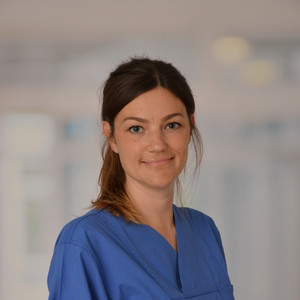 Portrait Stefanie Hoffmann, Team Aufnahme- und Diagnostikzentrum, Amalie Sieveking Krankenhaus, Hamburg-Volksdorf