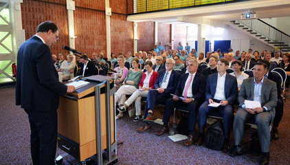 Rede Andreas Schneider bei Verabschiedung Dr. Michael Musolf in den Ruhestand, Chefarzt der Klinik für Geriatrie und Physikalische Medizin im Evangelischen Amalie Sieveking Krankenhaus