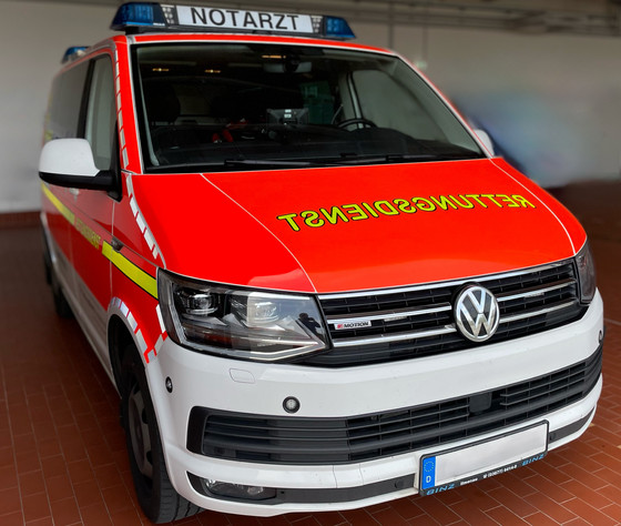 Rettungswagen, Notfallmedizin, Notaufnahme, Erste Hilfe, Evangelisches Amalie Sieveking Krankenhaus, Hamburg-Volksdorf