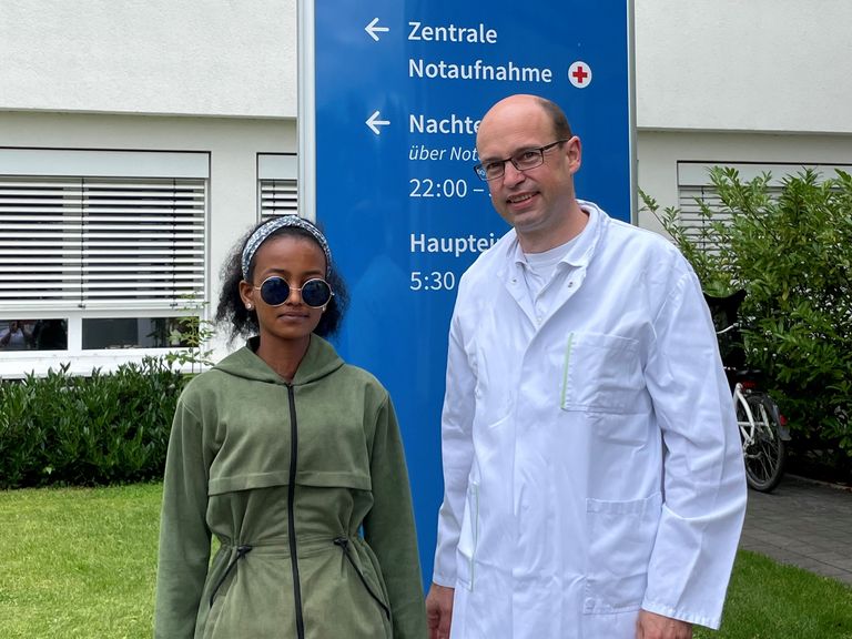 Junge Eritreerin wurde von Prof. Ernst von Dobschütz an der Schilddrüse operiert