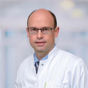 Ernst von Dobschuetz, Chefarzt Zentrum Endokrine Chirurgie, Evangelisches Amalie Sieveking Krankenhaus, Hamburg Ernst von Dobschuetz, Chefarzt Zentrum Endokrine Chirurgie, Evangelisches Amalie Sieveking Krankenhaus, Hamburg